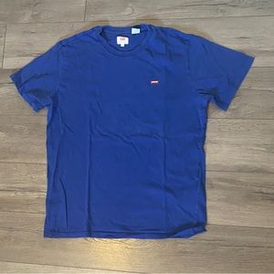 2 Levis shirts (Red and Blue)